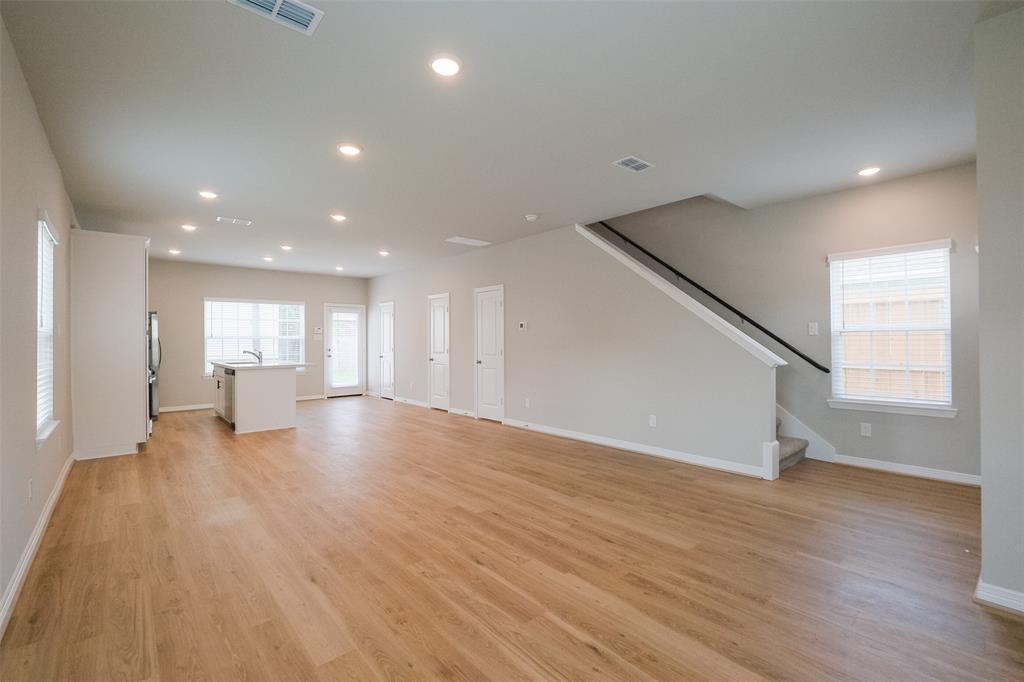 1711 Garden Ivy Lane, Pearland, Texas image 5