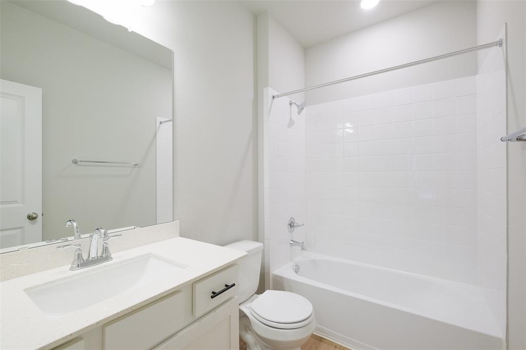 1711 Garden Ivy Lane, Pearland, Texas image 39