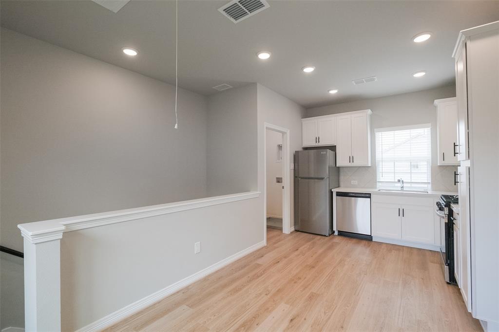 1711 Garden Ivy Lane, Pearland, Texas image 32