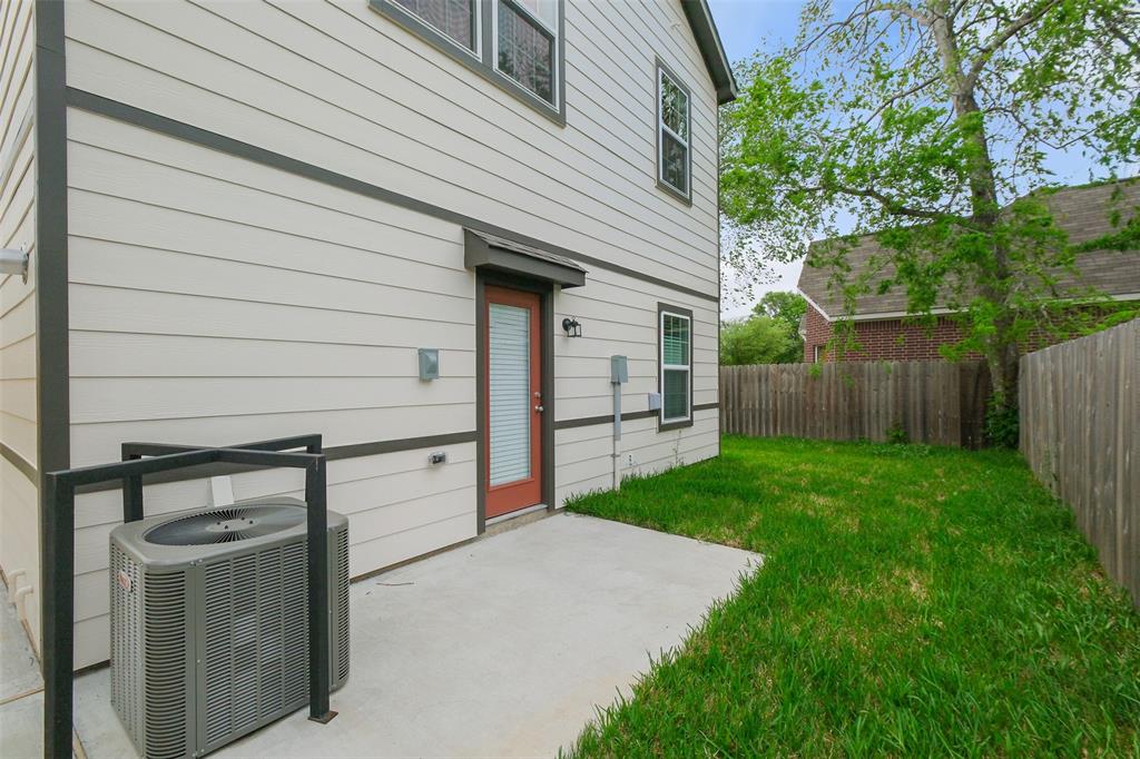 1711 Garden Ivy Lane, Pearland, Texas image 42
