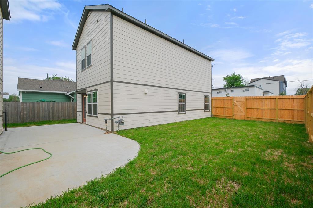 1711 Garden Ivy Lane, Pearland, Texas image 27