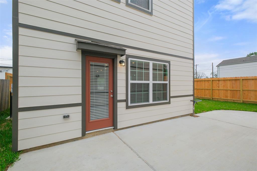 1711 Garden Ivy Lane, Pearland, Texas image 43