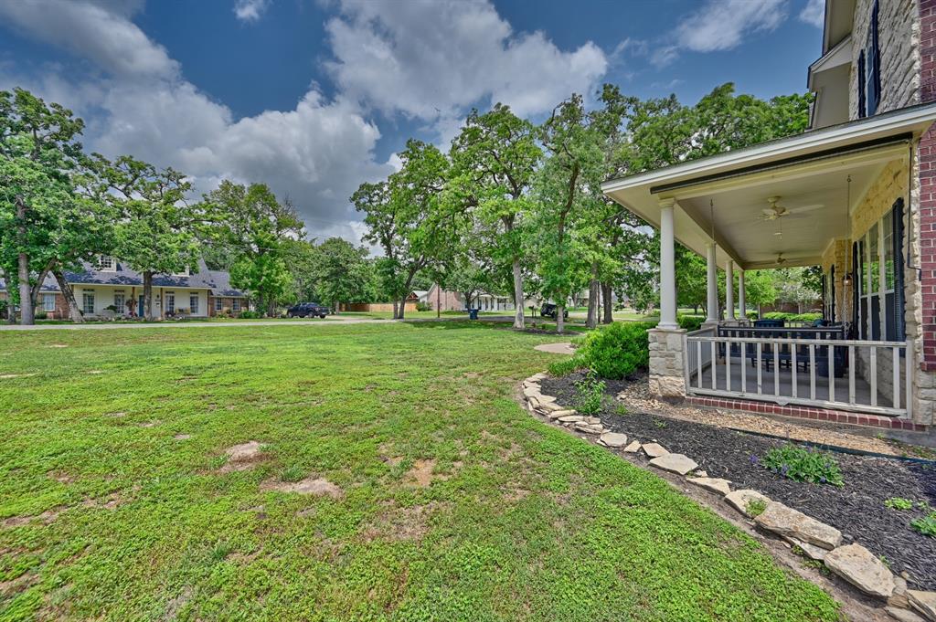2915 Brandenburg Lane, Brenham, Texas image 7