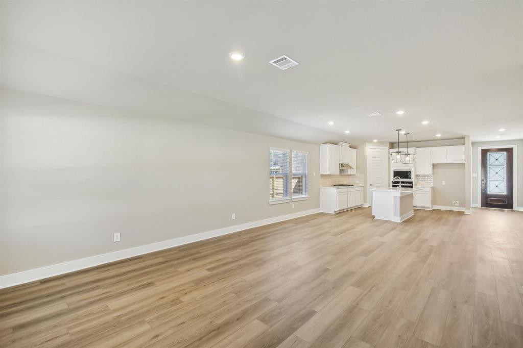 116 Bay Bridge Court, Montgomery, Texas image 8
