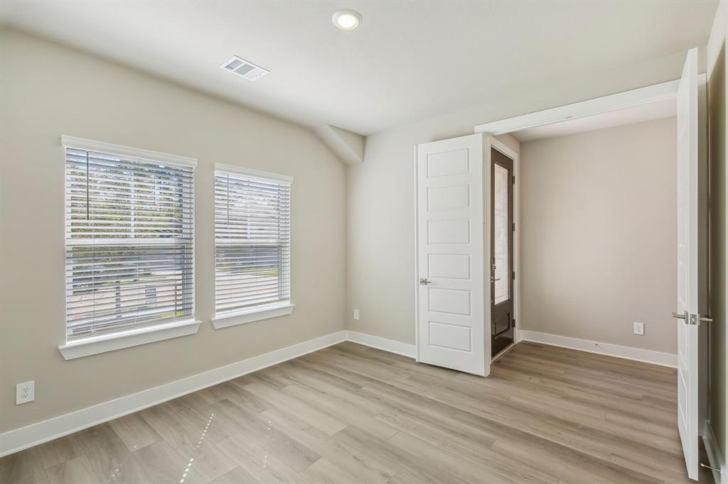 116 Bay Bridge Court, Montgomery, Texas image 10
