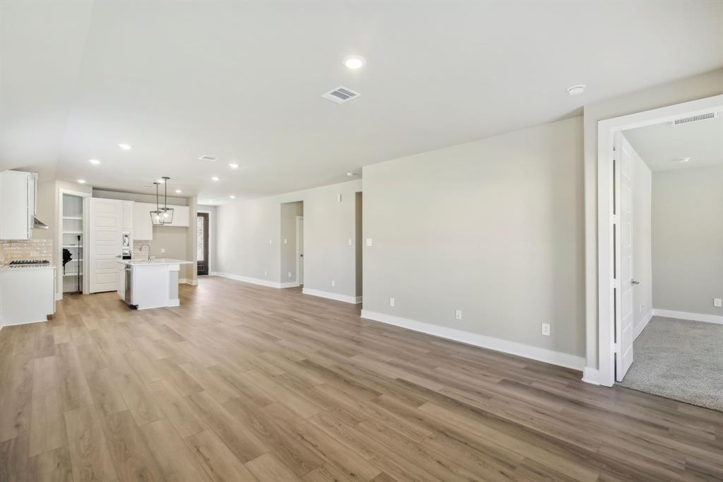 116 Bay Bridge Court, Montgomery, Texas image 7
