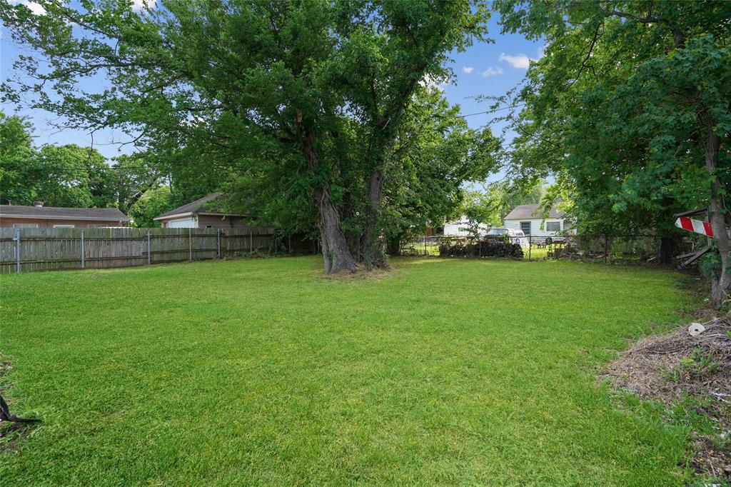 1722 Caspersen Drive, Jacinto City, Texas image 22
