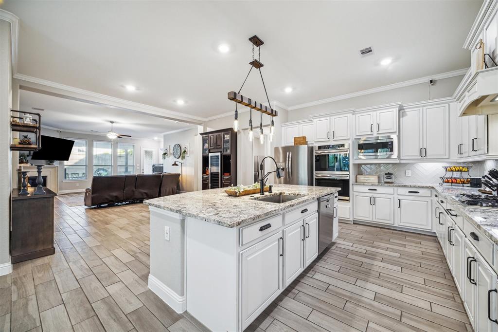 23415 Timberwood Grove Court, New Caney, Texas image 12