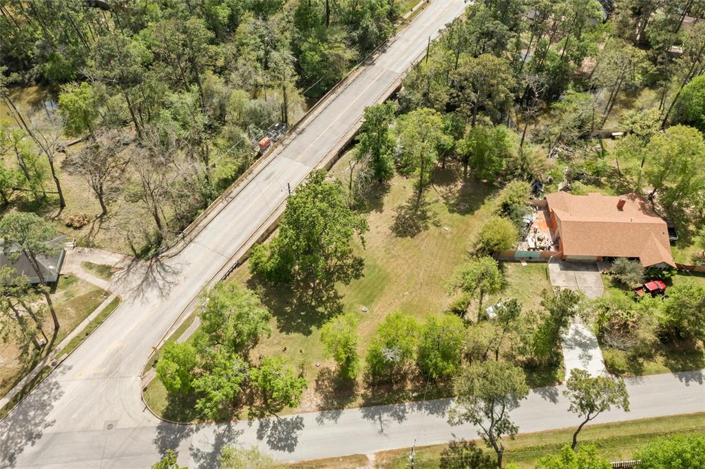 1409 Deats Road, Dickinson, Texas image 12