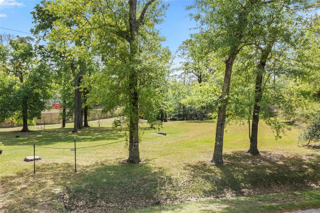1409 Deats Road, Dickinson, Texas image 2