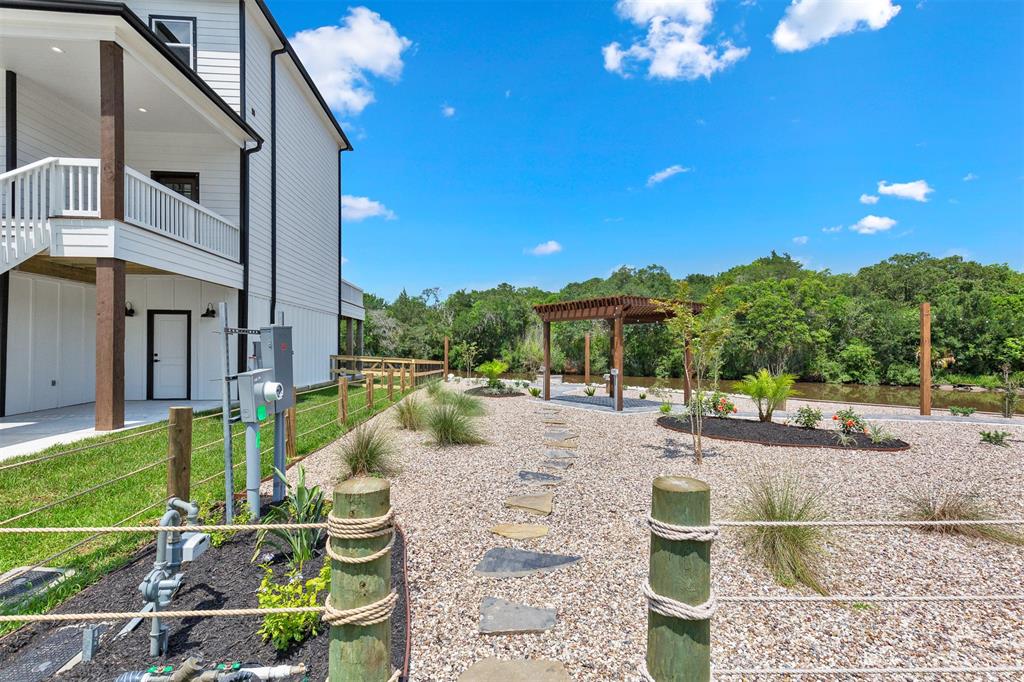 3845 Water Street, Dickinson, Texas image 31