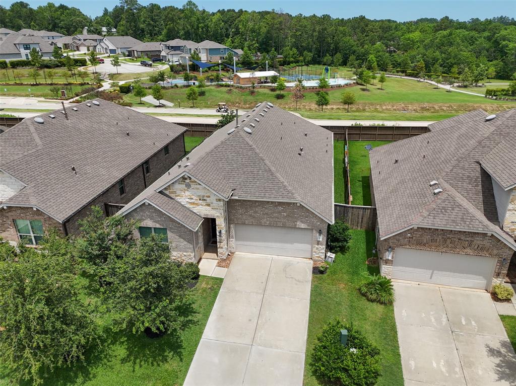 1216 Sandstone Hills Drive, Montgomery, Texas image 2