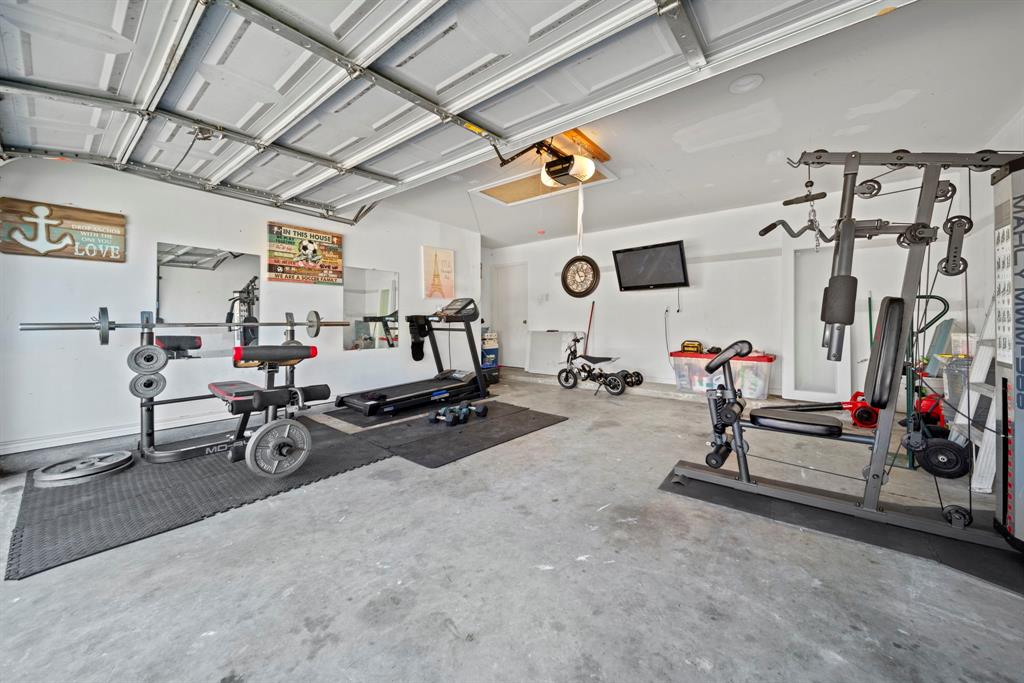 11747 Rolling Stream Drive, Tomball, Texas image 24