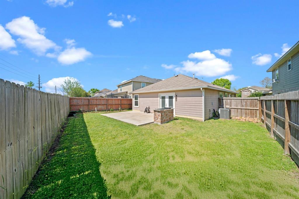 11747 Rolling Stream Drive, Tomball, Texas image 23