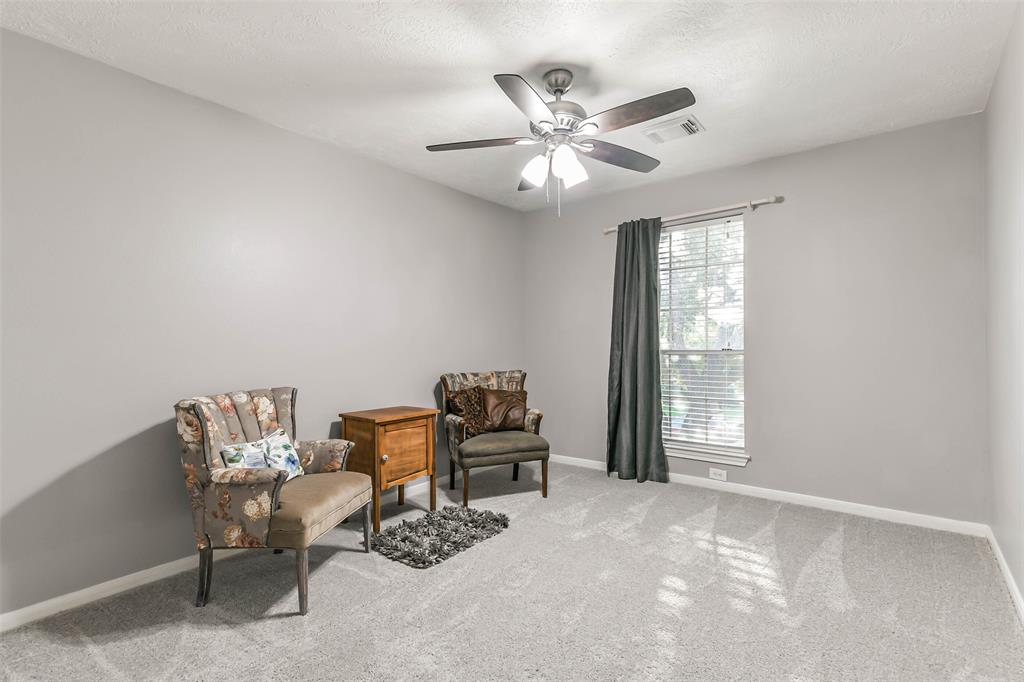 4102 Lakepointe Forest Drive, Seabrook, Texas image 32