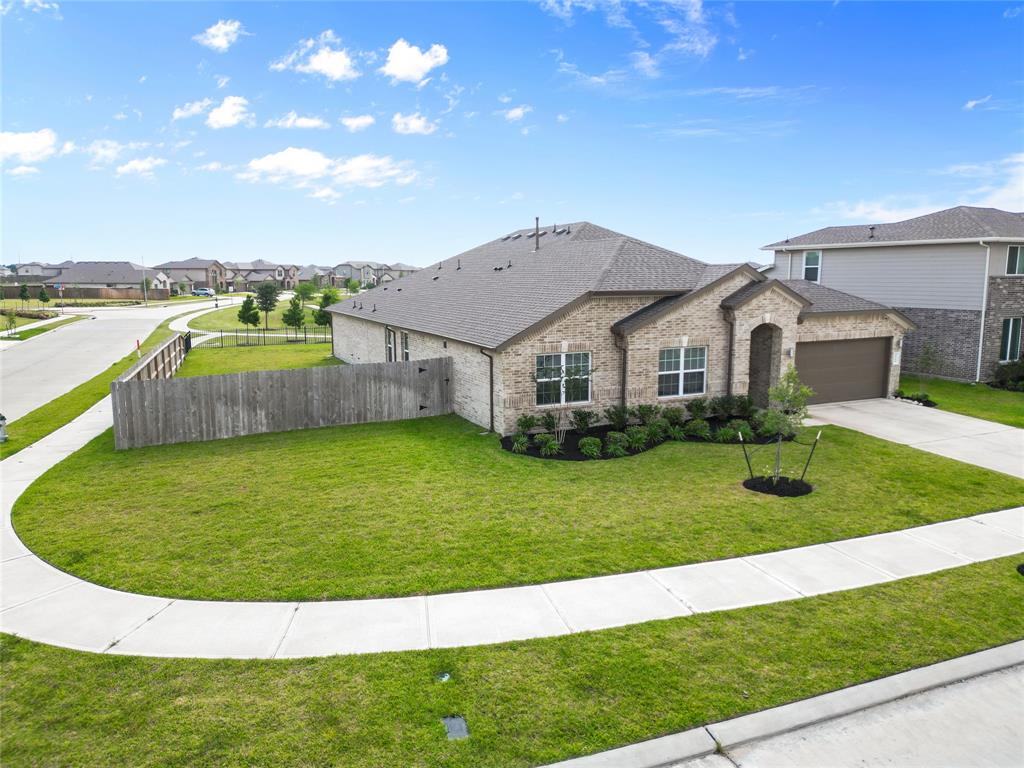 3714 Jayci Lake Trace, Missouri City, Texas image 2
