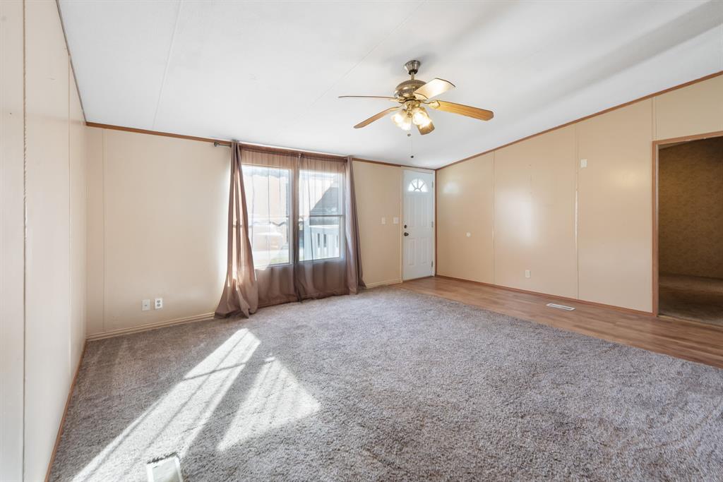 218 E Denton Street, Bremond, Texas image 5