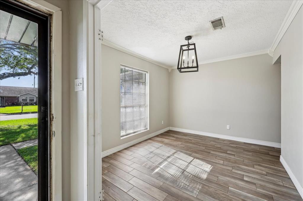 1117 Meadowland Drive, Beaumont, Texas image 2