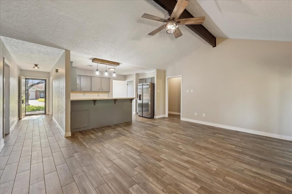 1117 Meadowland Drive, Beaumont, Texas image 5