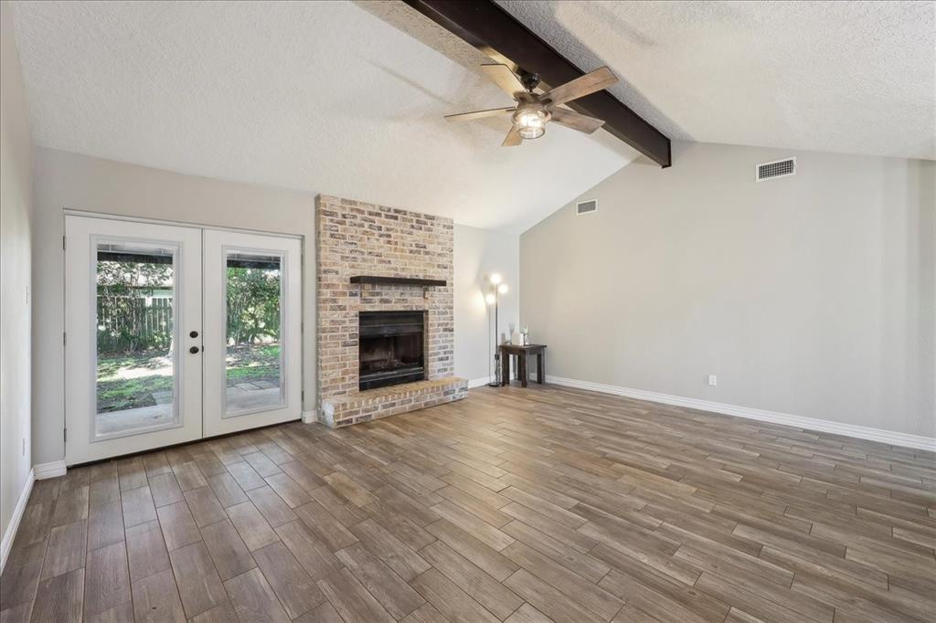 1117 Meadowland Drive, Beaumont, Texas image 9