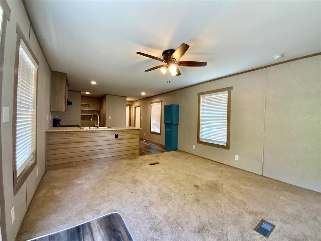 120 Cloverdale, Livingston, Texas image 9