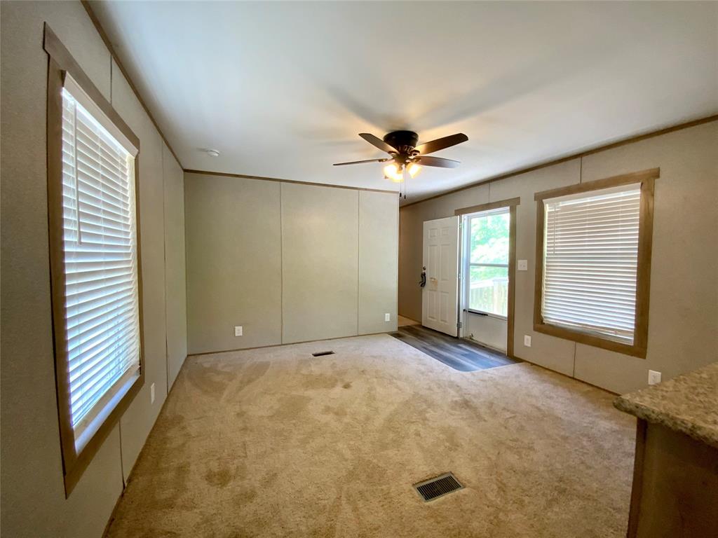 120 Cloverdale, Livingston, Texas image 12