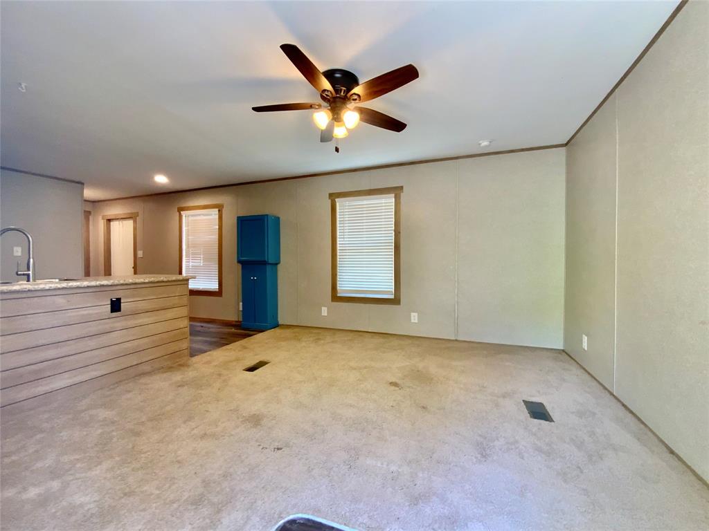 120 Cloverdale, Livingston, Texas image 8