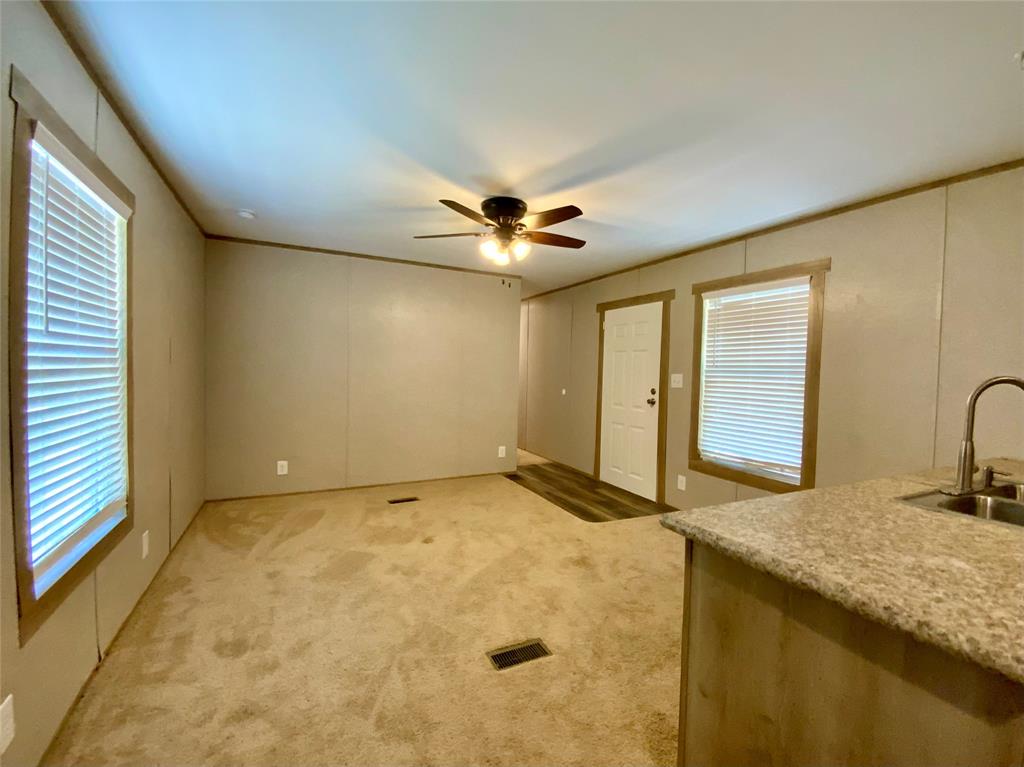 120 Cloverdale, Livingston, Texas image 11