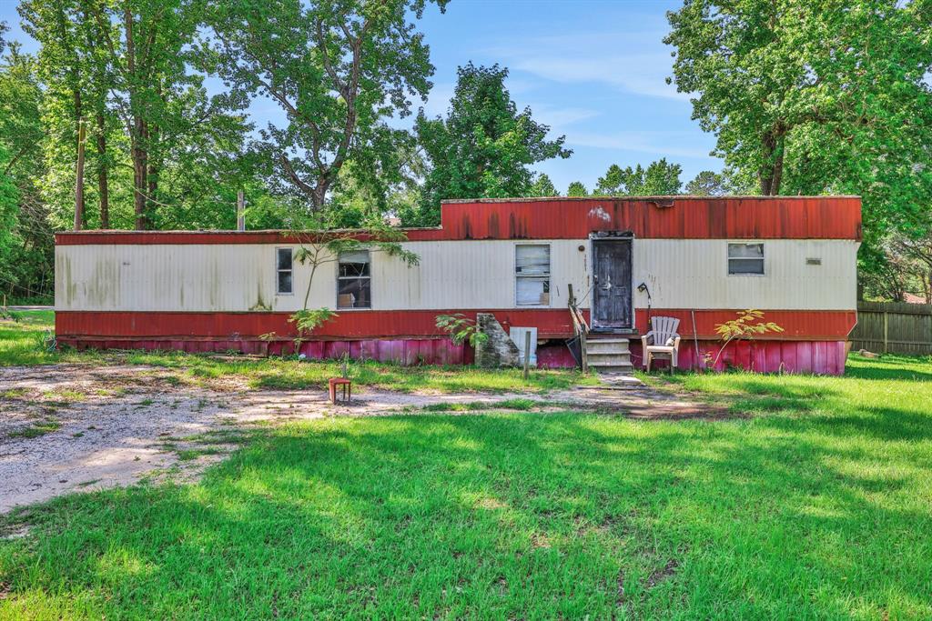 1000 Trinity Cut Off, Huntsville, Texas image 15