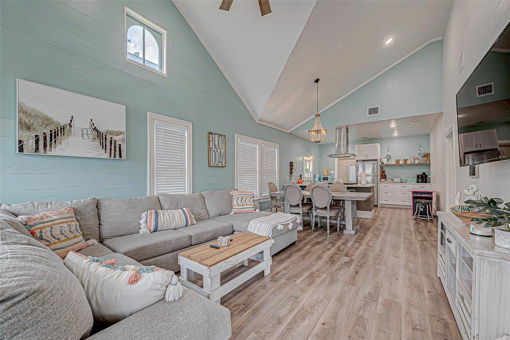 1818 Avenue O, Galveston, Texas image 6
