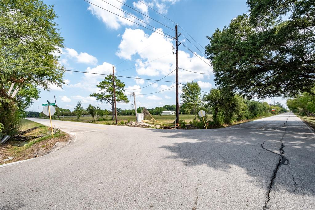 Mcfarlane Road, Beasley, Texas image 16