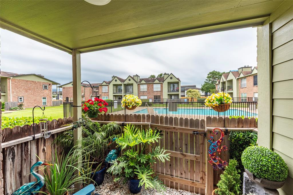 18800 Egret Bay Boulevard #1203, Webster, Texas image 20