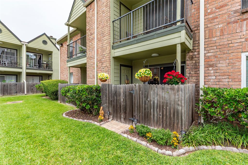 18800 Egret Bay Boulevard #1203, Webster, Texas image 23