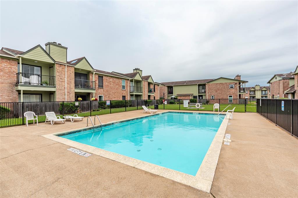 18800 Egret Bay Boulevard #1203, Webster, Texas image 24
