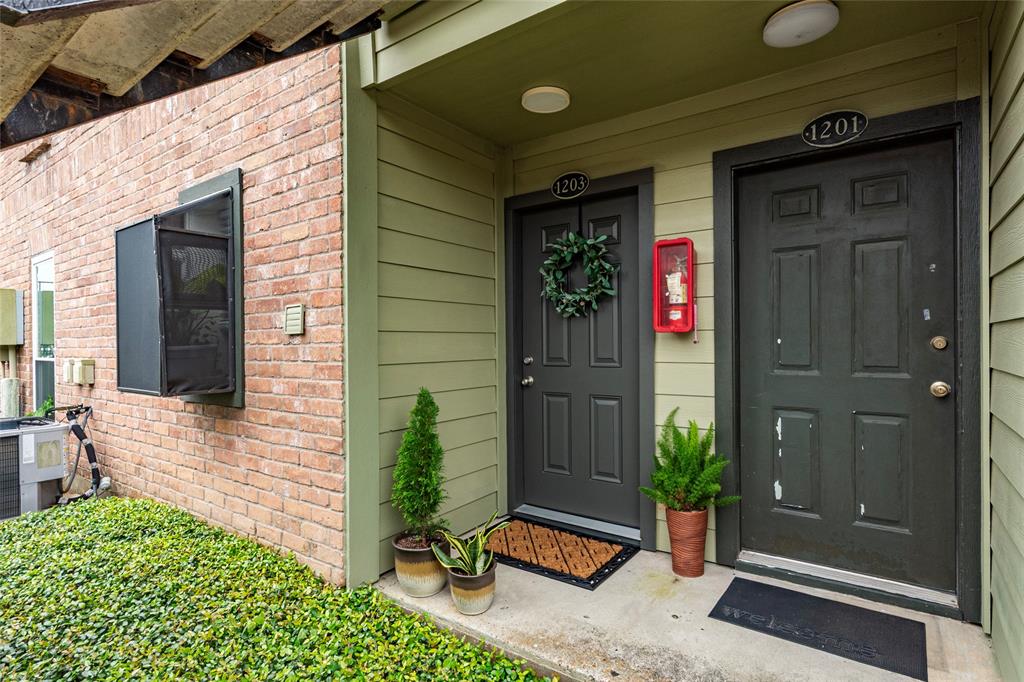 18800 Egret Bay Boulevard #1203, Webster, Texas image 1