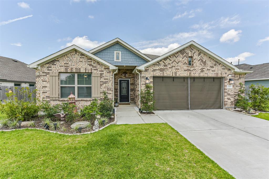 22107 Juniper Crossing Drive, New Caney, Texas image 1
