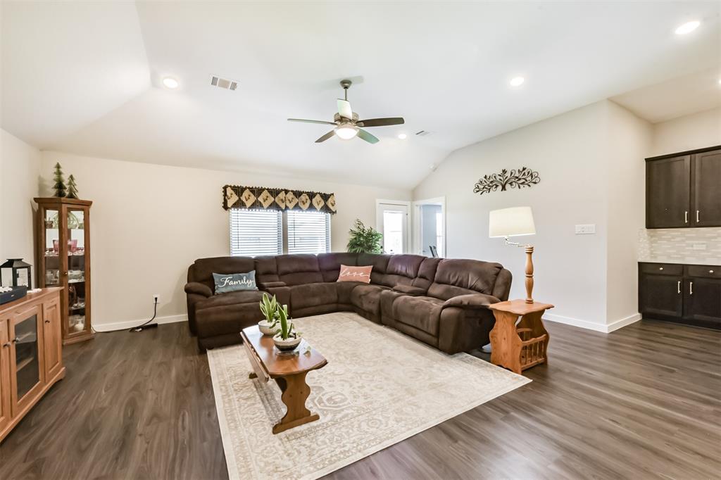 22107 Juniper Crossing Drive, New Caney, Texas image 7