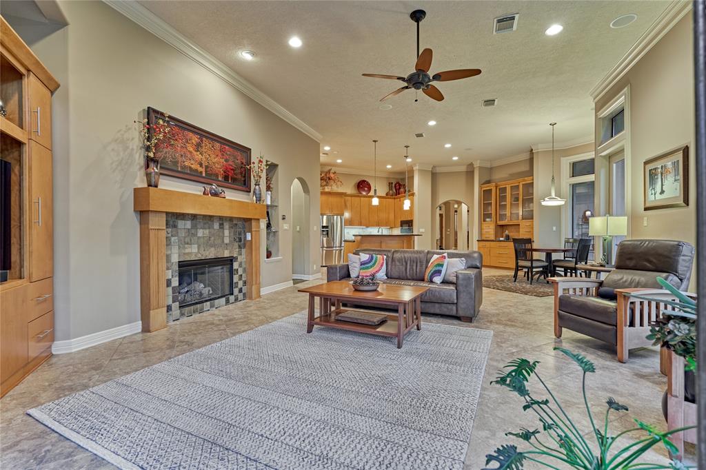 44 Waterberry Way, Montgomery, Texas image 20