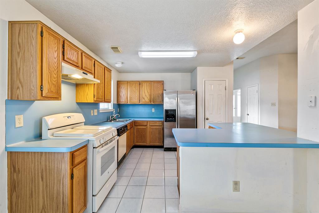 7110 Pine Bower Court, Humble, Texas image 14