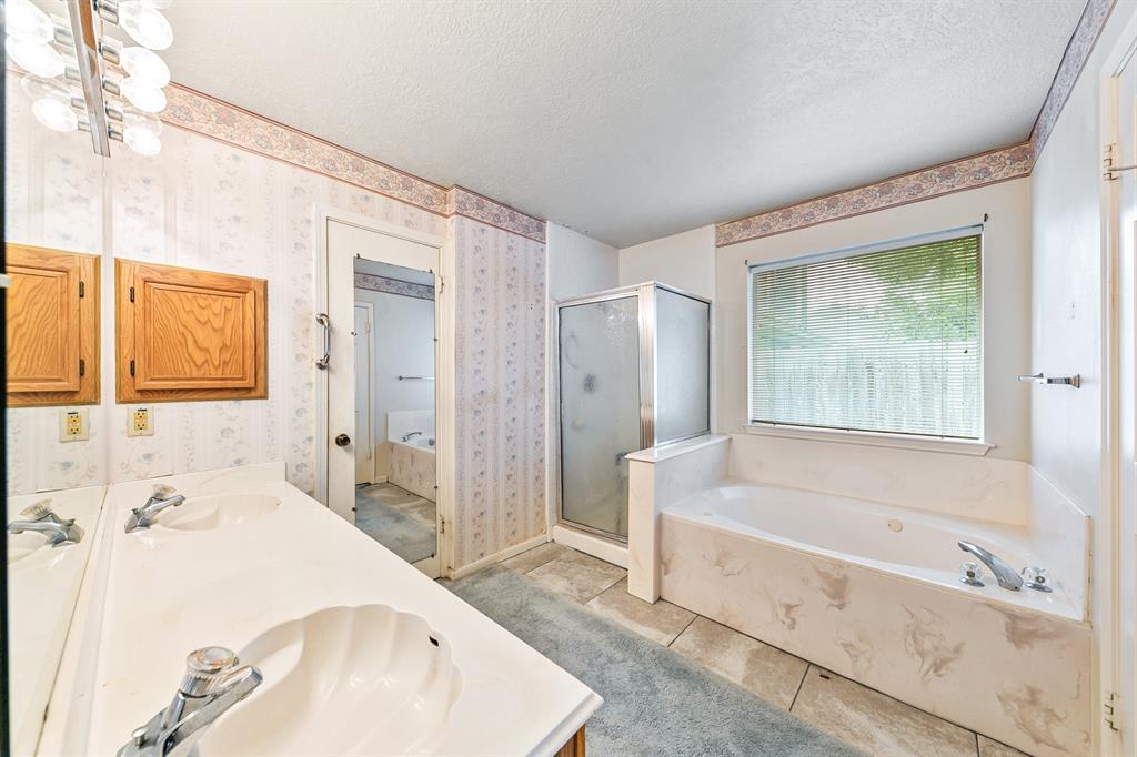 7110 Pine Bower Court, Humble, Texas image 19