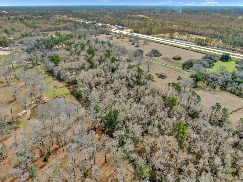 H Hayden Drive, Conroe, Texas image 5