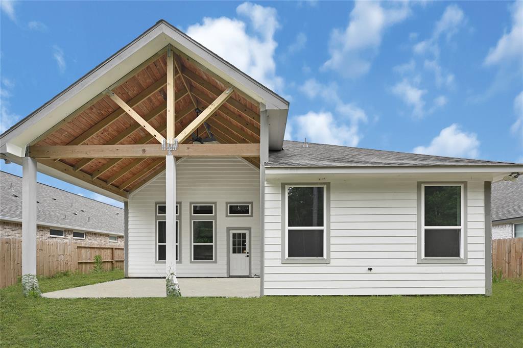 509 Little Spring Court, Anahuac, Texas image 25