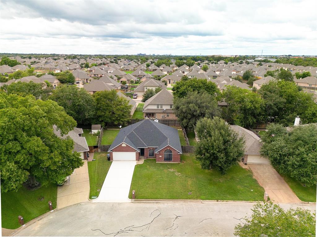 1705 Purple Martin Cove, College Station, Texas image 3