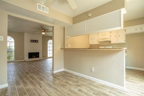 Townhouse in Houston TX 1556 Silverpines Road 7.jpg