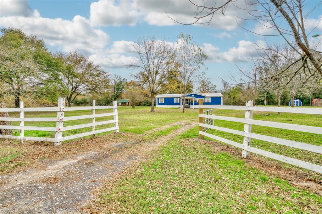 10703 Bozeman Ferry Road, Midway, Texas image 1