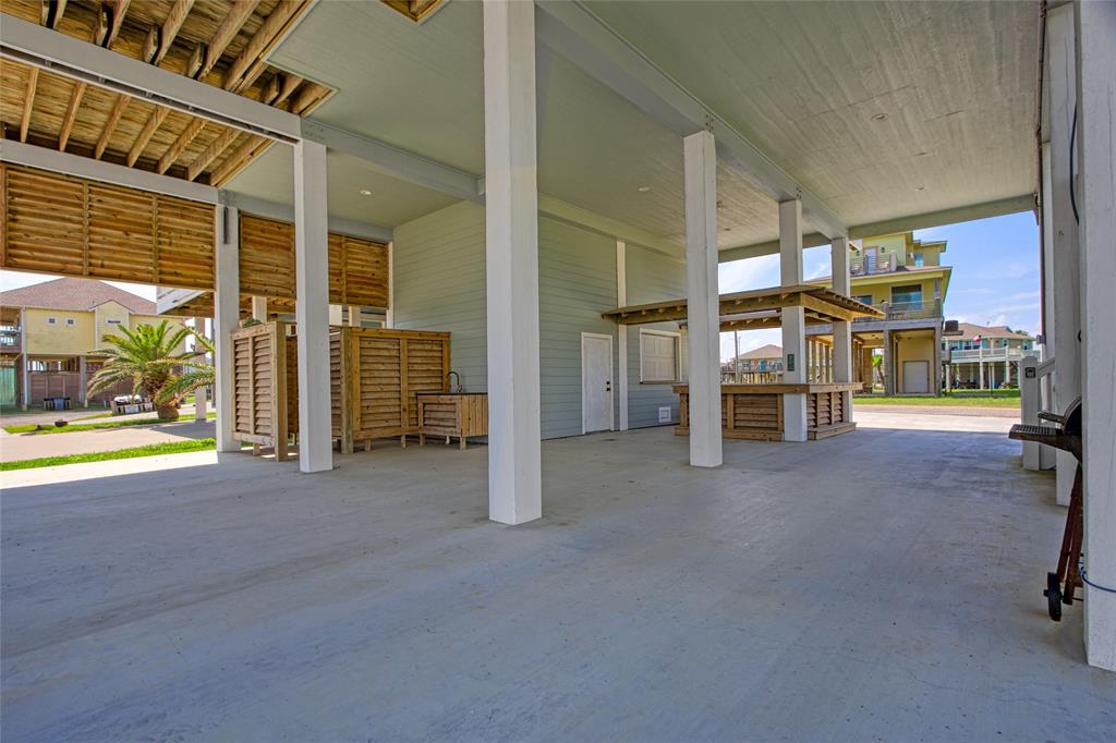 2906 Shady Lane, Crystal Beach, Texas image 25
