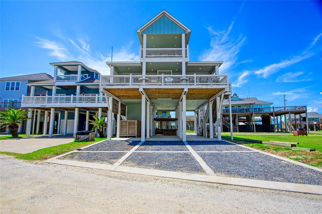 2906 Shady Lane, Crystal Beach, Texas image 1