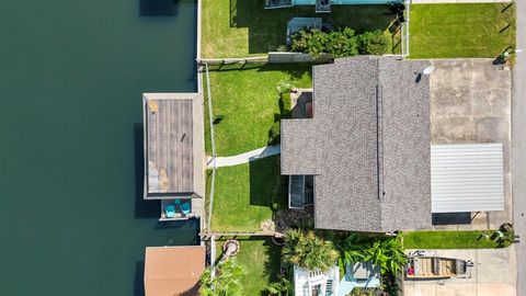 A home in Bayou Vista