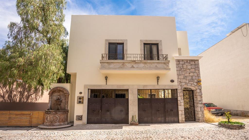 37700, Mexico, 2 Bedrooms Bedrooms, ,3 BathroomsBathrooms,Residential,Active,51659