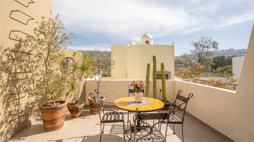 37700, Mexico, 2 Bedrooms Bedrooms, ,3 BathroomsBathrooms,Residential,Active,51659